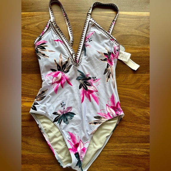 O’Neil one piece new with tag 🏷️ - Picture 2 of 3